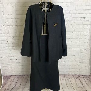 Newport News black suit